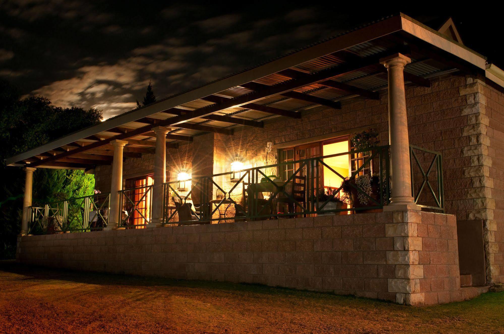 Andes Clarens Guesthouse Eksteriør billede